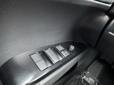 2025 Toyota Camry SE FWD