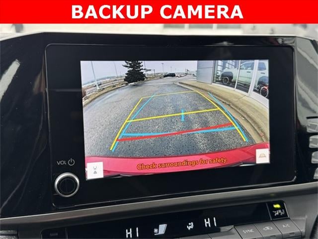 2025 Toyota Camry SE FWD