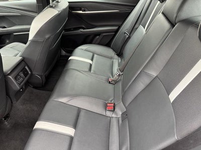 2025 Toyota Camry SE FWD