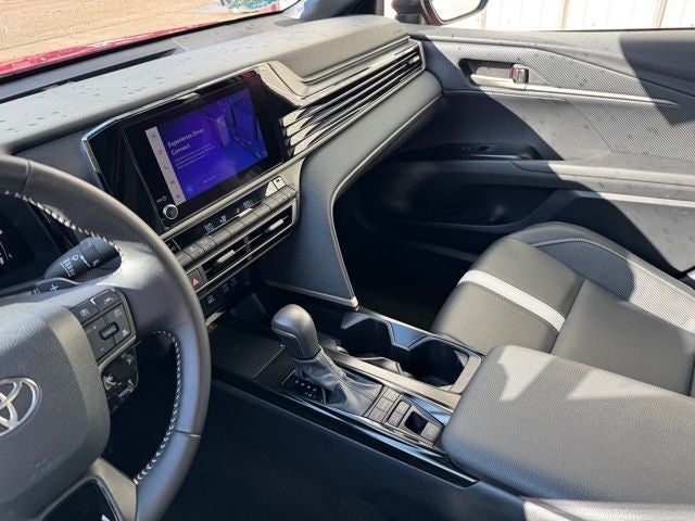 2025 Toyota Camry SE FWD
