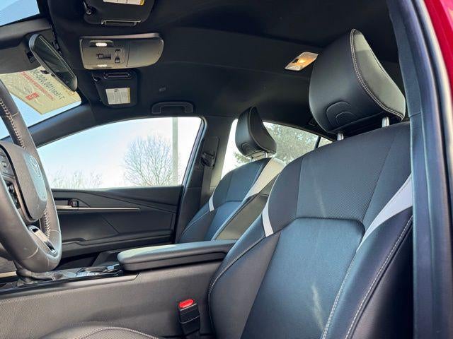 2025 Toyota Camry SE FWD