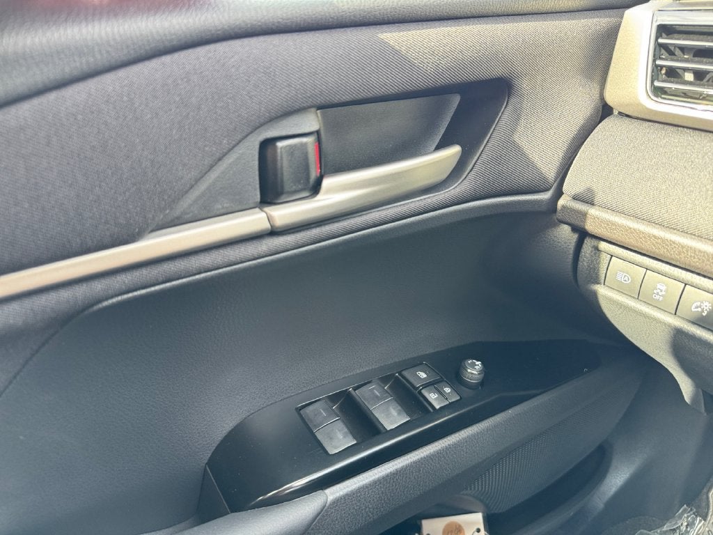 2025 Toyota Camry LE FWD