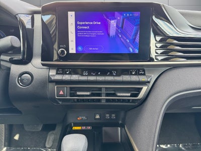 2025 Toyota Camry LE FWD