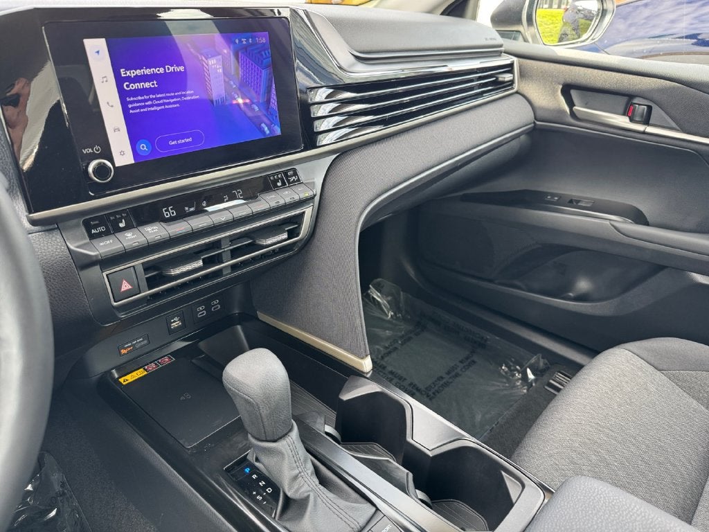 2025 Toyota Camry LE FWD