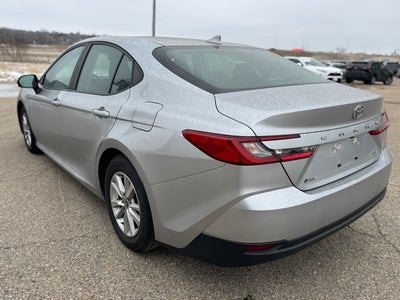 2025 Toyota Camry LE FWD