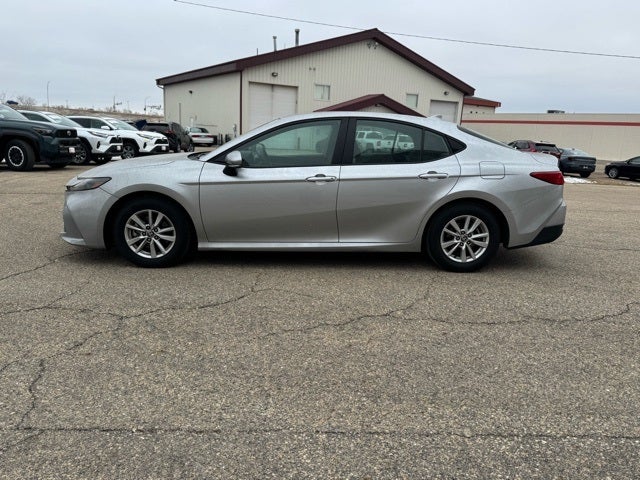 2025 Toyota Camry LE FWD