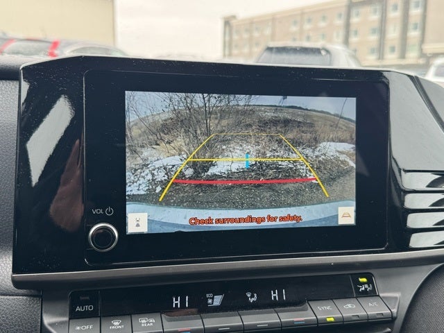 2025 Toyota Camry LE FWD