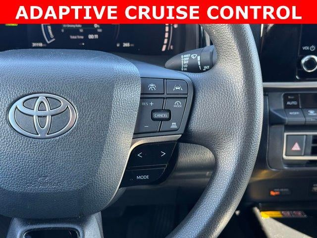 2025 Toyota Camry LE FWD