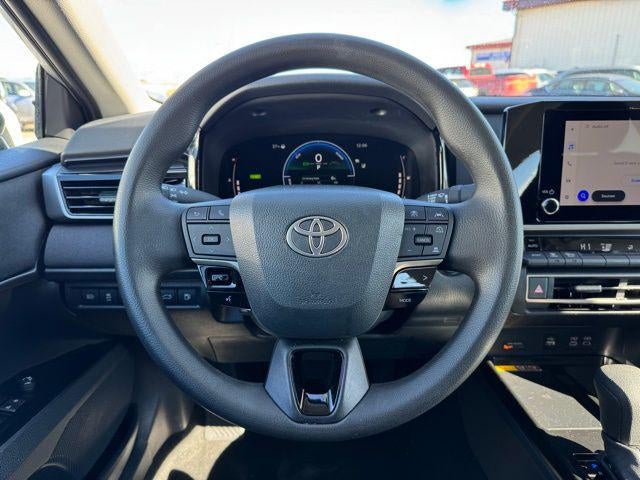 2025 Toyota Camry LE FWD