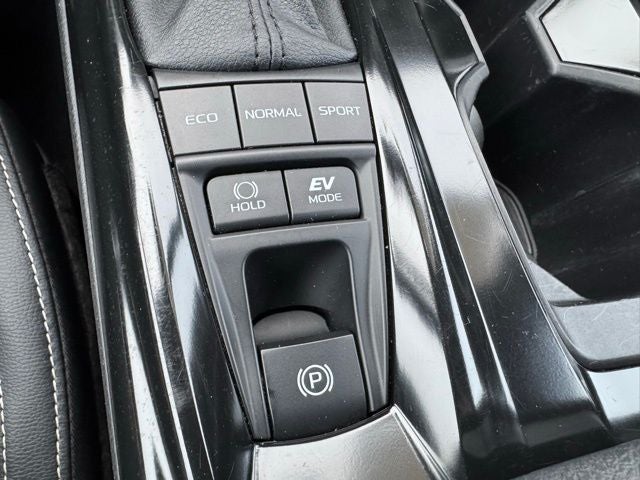 2025 Toyota Camry SE FWD