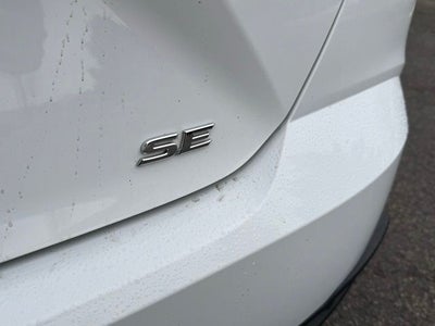 2025 Toyota Camry SE FWD