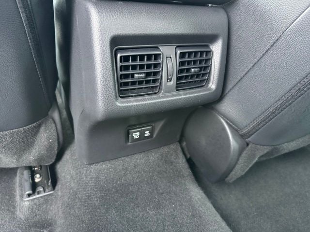 2025 Toyota Camry SE FWD