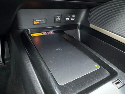 2025 Toyota Camry SE FWD