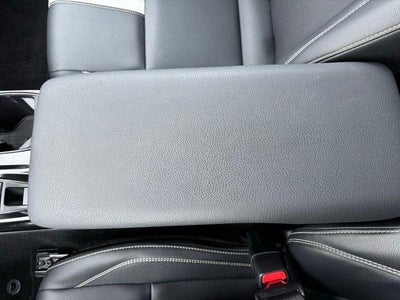 2025 Toyota Camry SE FWD