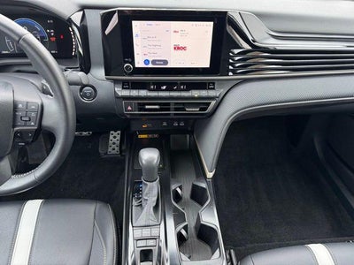 2025 Toyota Camry SE FWD