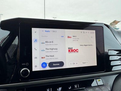 2025 Toyota Camry SE FWD