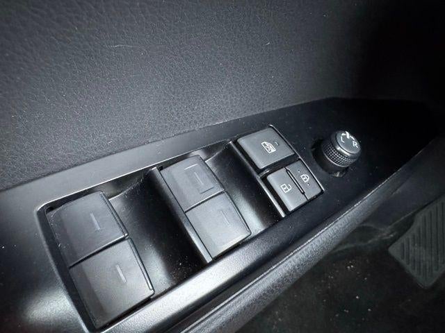 2025 Toyota Camry SE FWD