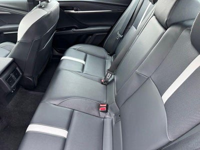 2025 Toyota Camry SE FWD