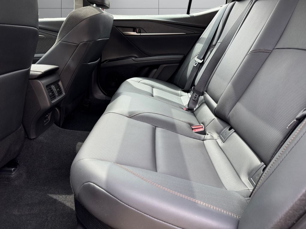 2025 Toyota Camry XLE FWD
