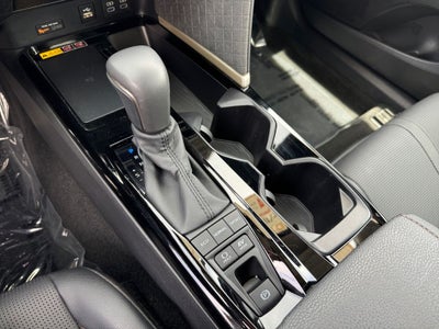 2025 Toyota Camry XLE FWD