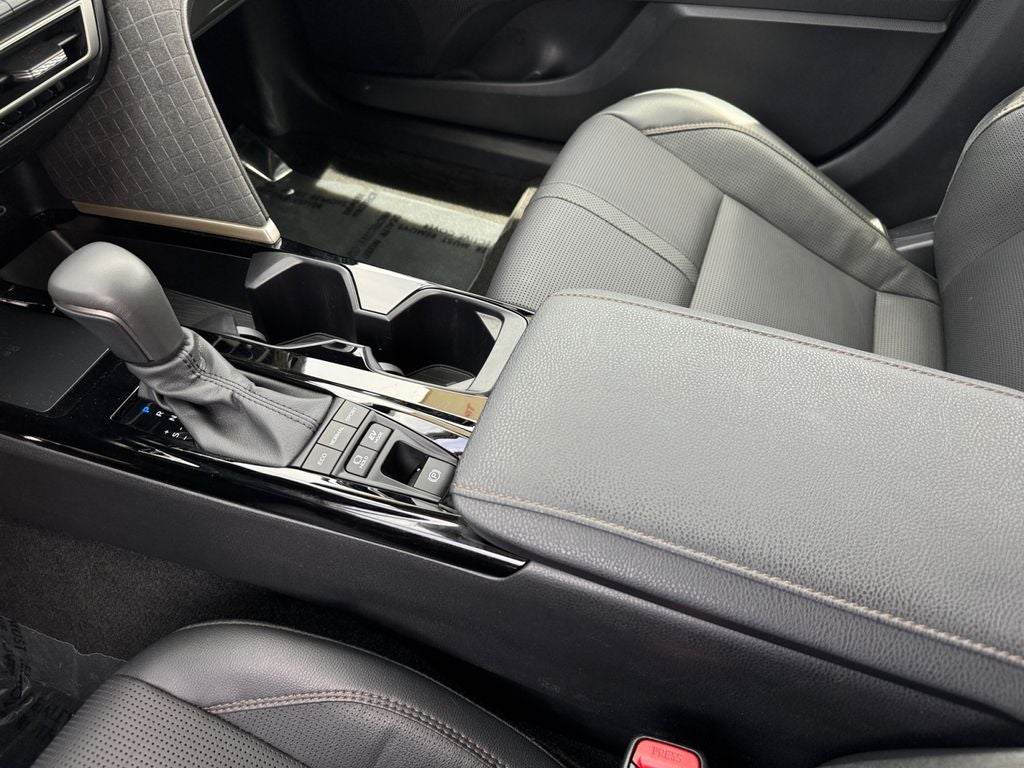 2025 Toyota Camry XLE FWD