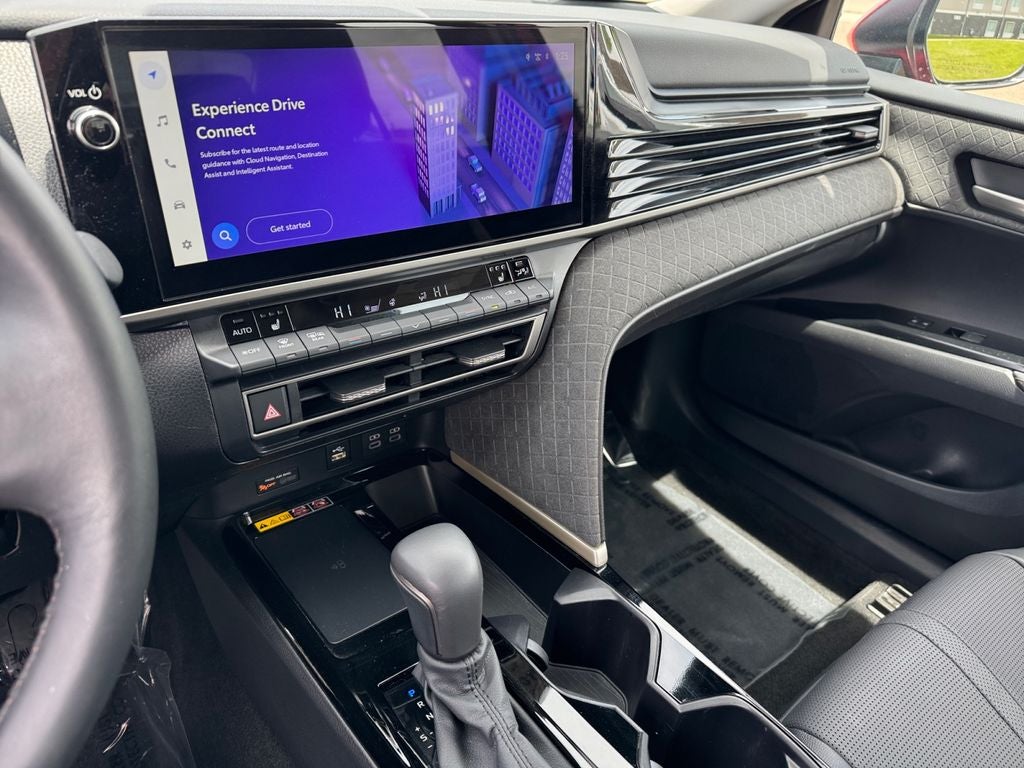2025 Toyota Camry XLE FWD