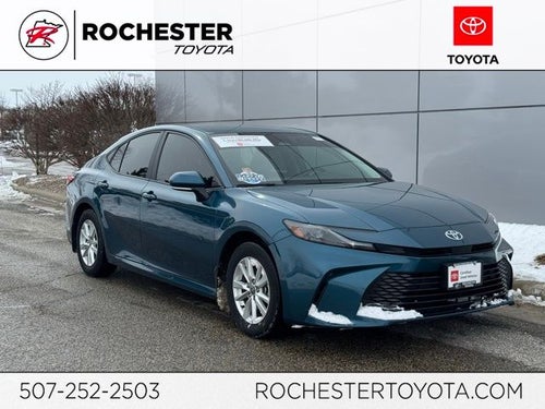 2025 Toyota Camry LE FWD