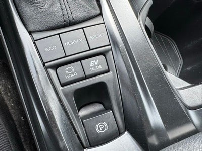 2025 Toyota Camry LE FWD