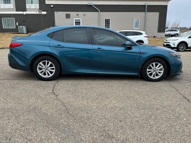 2025 Toyota Camry LE FWD