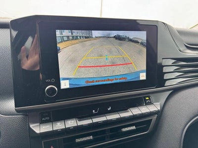 2025 Toyota Camry LE FWD