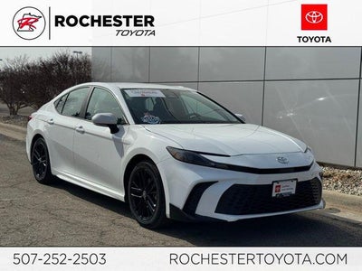 2025 Toyota Camry SE FWD