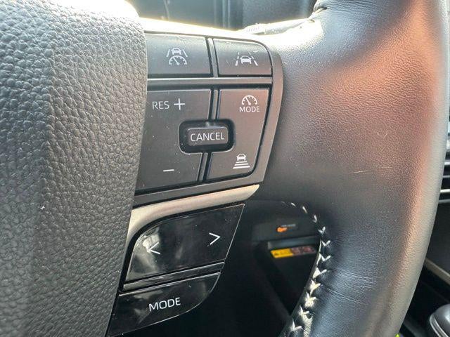 2025 Toyota Camry SE FWD