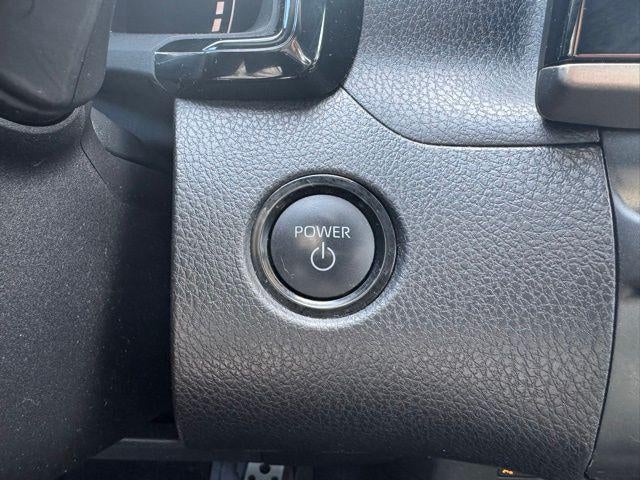 2025 Toyota Camry SE FWD