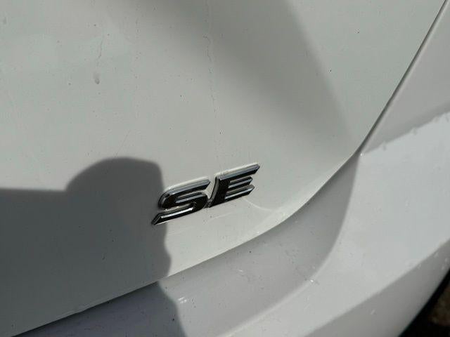 2025 Toyota Camry SE FWD