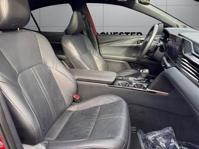 2025 Toyota Camry XSE FWD