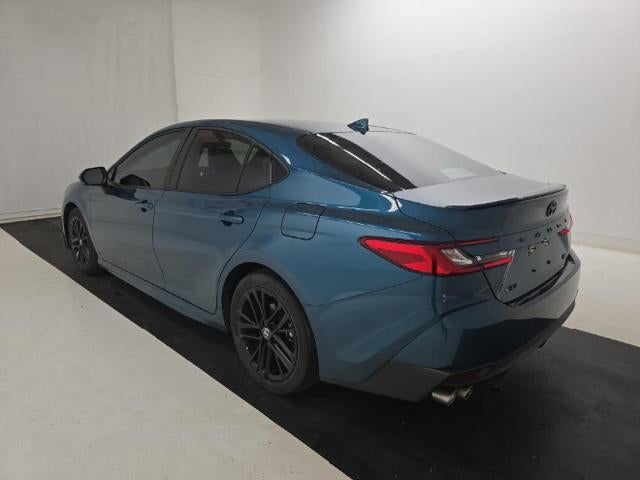 2025 Toyota Camry SE FWD