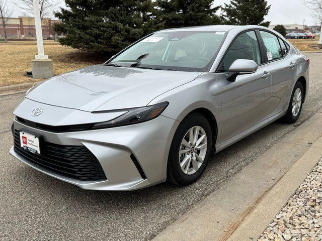 2026 Toyota Camry LE FWD
