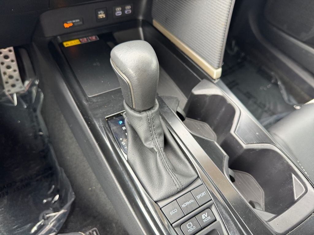 2025 Toyota Camry SE FWD