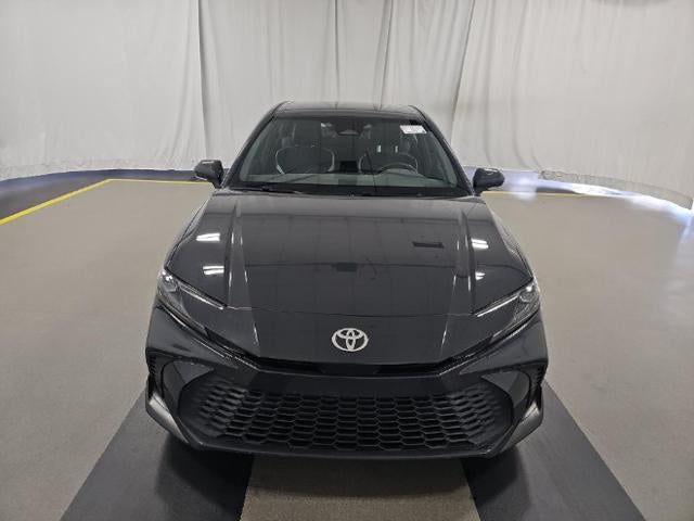 2025 Toyota Camry SE FWD