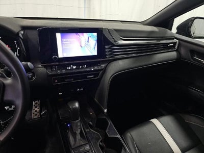 2025 Toyota Camry SE FWD