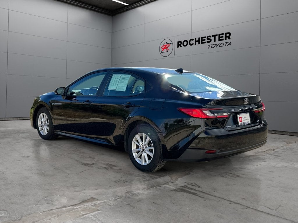 2025 Toyota Camry LE FWD