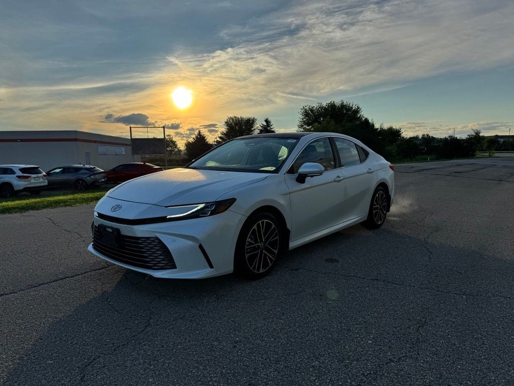 2025 Toyota Camry XLE AWD