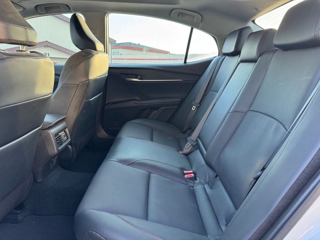 2025 Toyota Camry XLE AWD