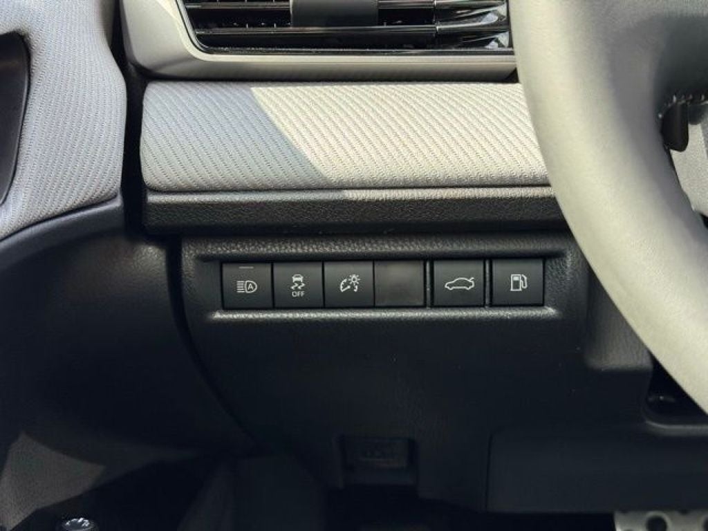 2025 Toyota Camry SE AWD