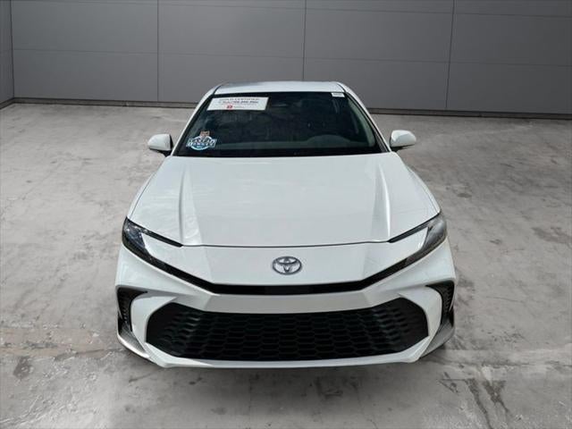 2025 Toyota Camry SE AWD