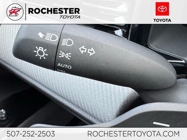 2025 Toyota Camry SE AWD