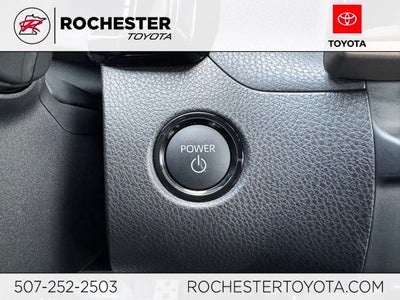 2025 Toyota Camry SE AWD