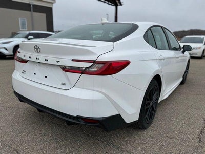 2025 Toyota Camry SE AWD