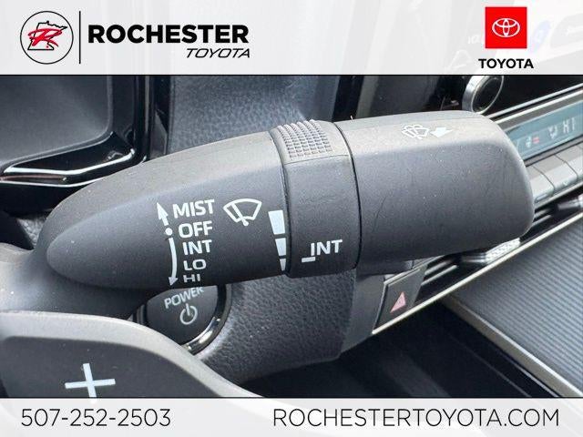 2025 Toyota Camry SE AWD