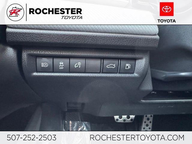 2025 Toyota Camry SE AWD